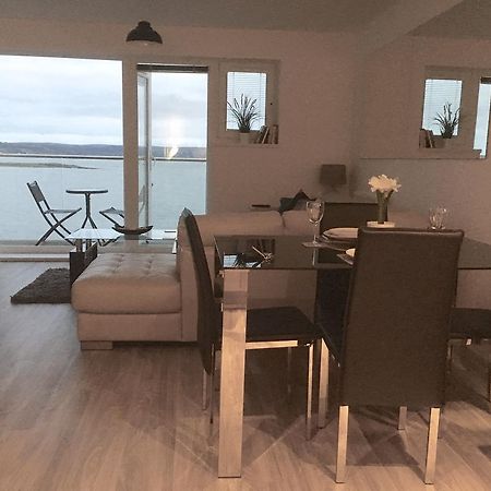 Traeth Bychan Apartment Llanelli Exteriör bild
