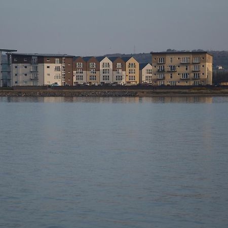 Traeth Bychan Apartment Llanelli Exteriör bild