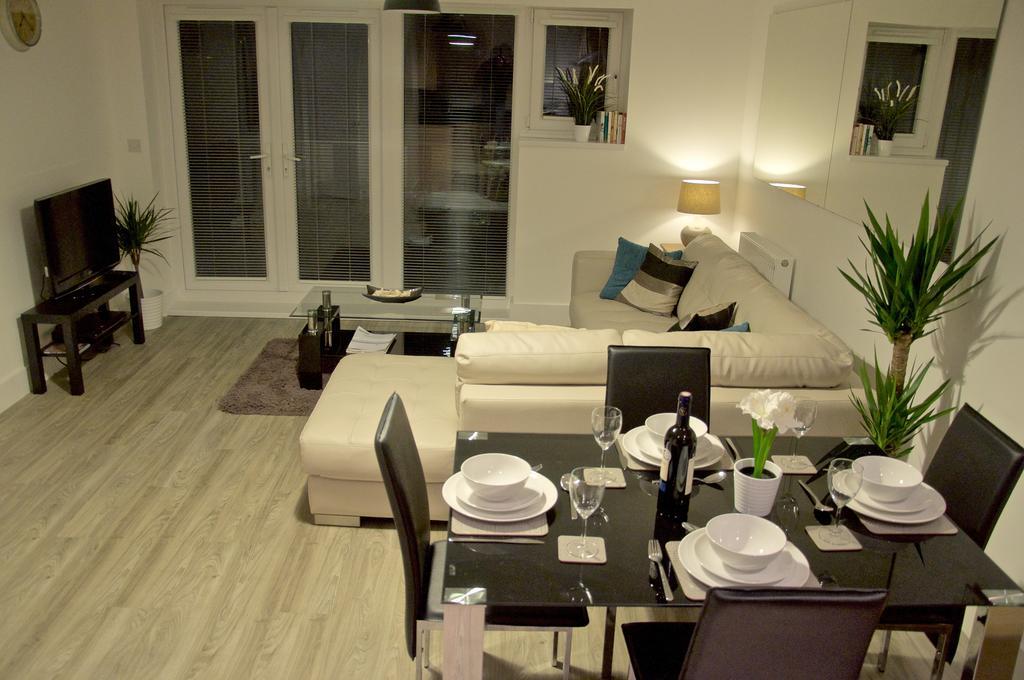 Traeth Bychan Apartment Llanelli Exteriör bild